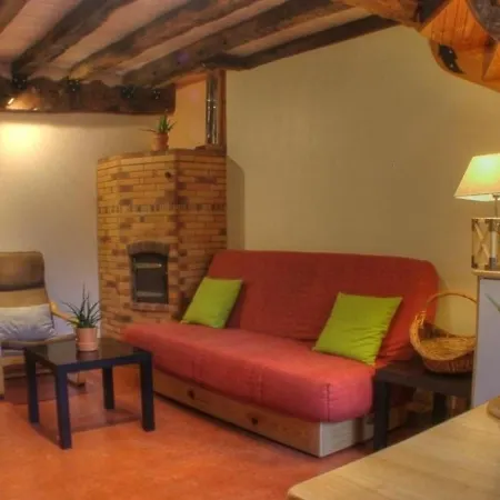 House Le Du Noisetier Senesse-de-Senabugue